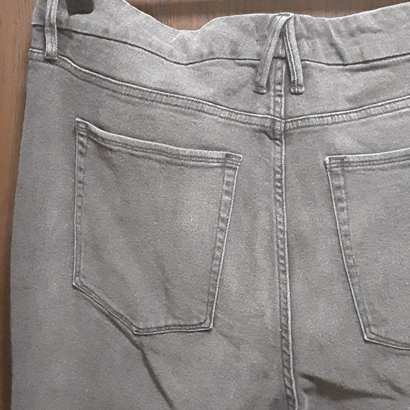 NWT Good American Good curve raw edge ankle skinny - Picture 9 of 10